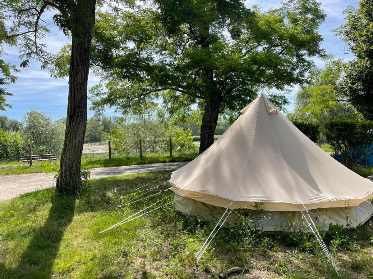 Camping Les Portes De Sancerre Saint-Satur Buitenkant foto