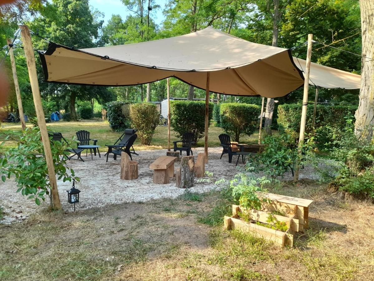 Camping Les Portes De Sancerre Saint-Satur Buitenkant foto